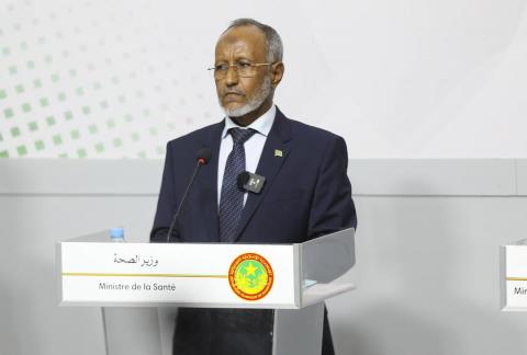 وزير الصحة عبد الله وديه خلال المؤتمر الصحفي مساء الثلاثاء