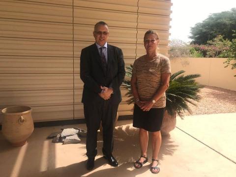 رئيس اللجنة الوطنية لحقوق الإنسان الأستاذ أحمد سالم بوحبيني، والسفيرة الألمانية في موريتانيا الدكتورة غابرييلا جليل