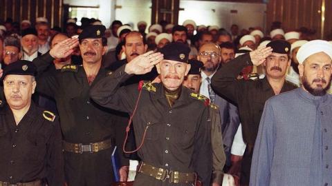 كان الدوري ينوب احيانا صدام حسين في حضور المؤتمرات في العراق