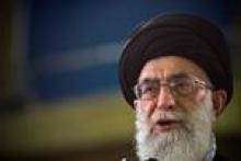 الزعيم الإيراني الأعلى آية الله علي خامنئي في صورة من أرشيف رويترز.
